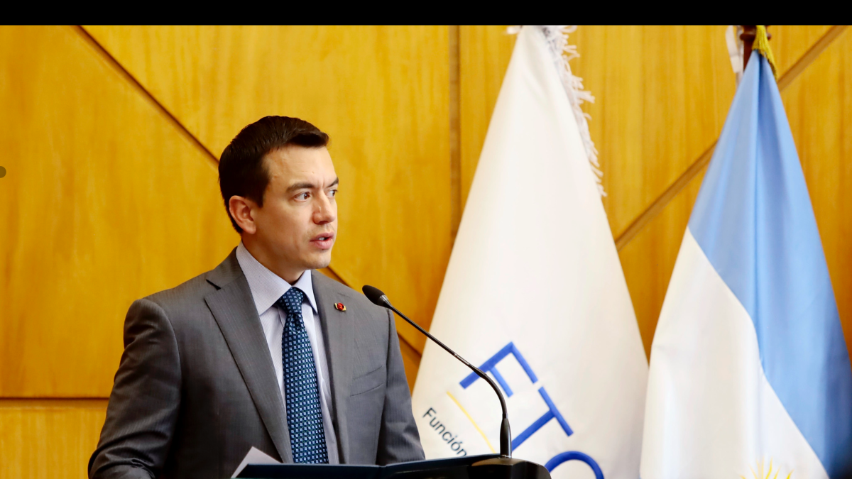 El presidente de la República, Daniel Noboa, anunció que los apagones se suspenden desde el 20 de diciembre de 2024.