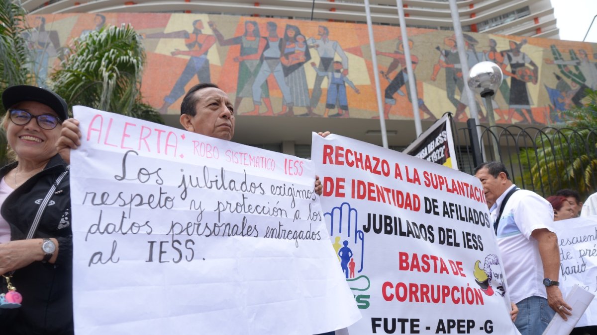 Jubilados denuncias que son víctimas de estafas.
