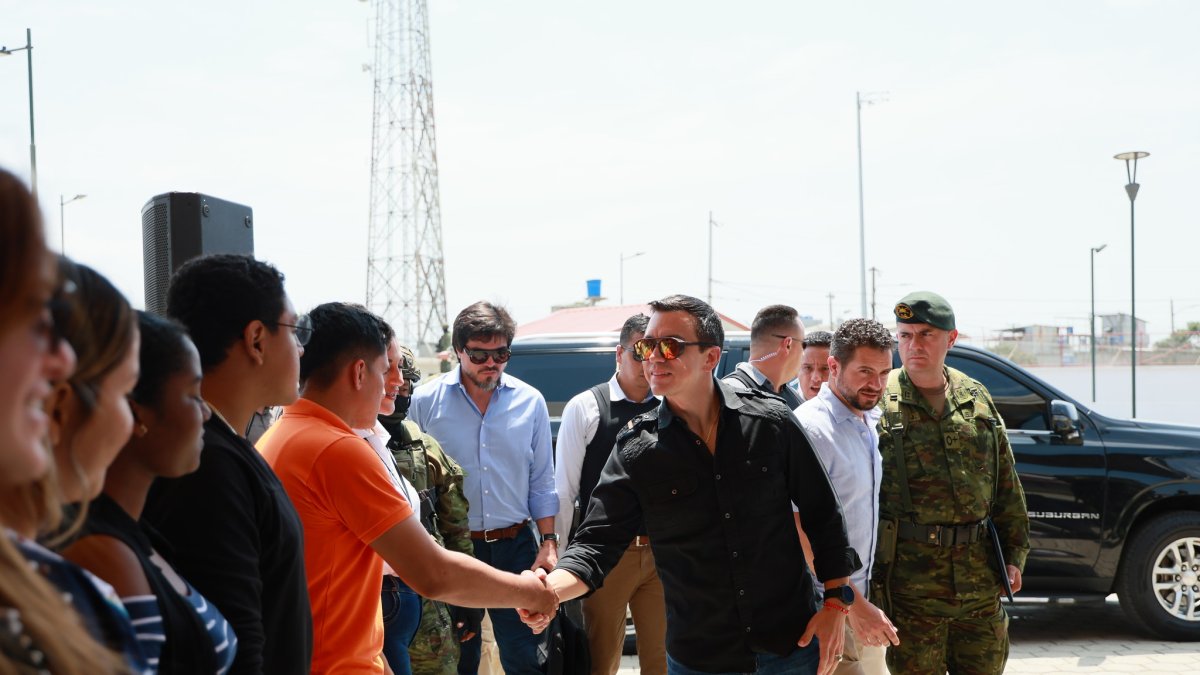 El presidente de la República, Daniel Noboa, y el ministro de Gobierno, José De La Gasca.