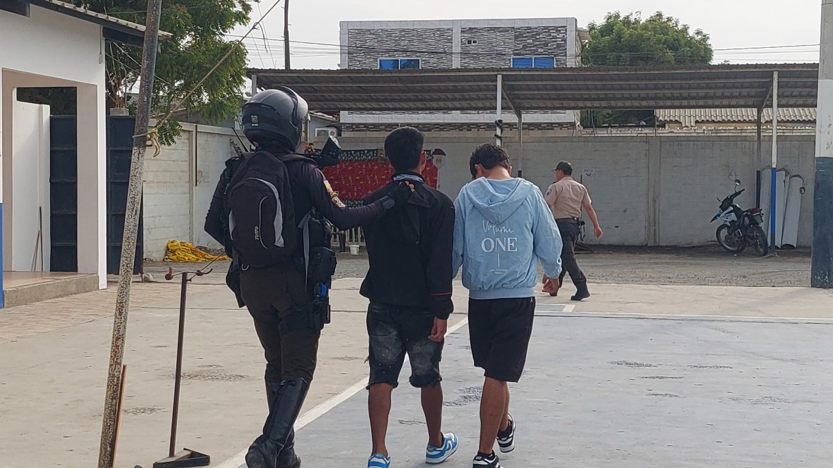 Entre los detenidos por el asesinato del policía hubo menores de edad.