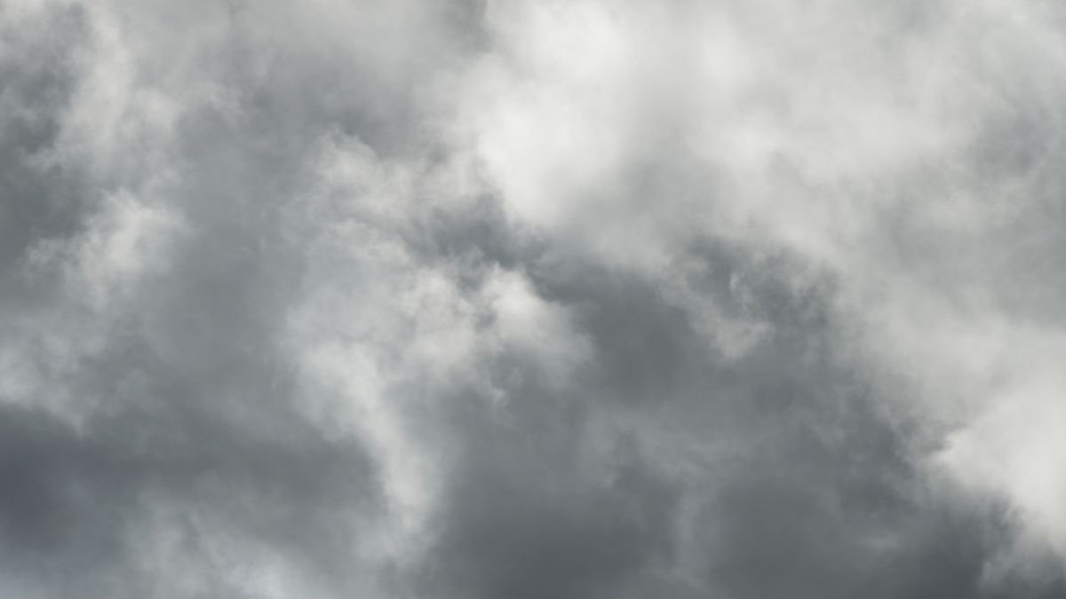 Referencial. La mañana de este 12 de diciembre se observa un cielo nublado en Guayaquil