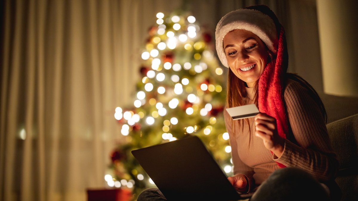 Optar por regalos hechos a mano para esta Navidad te permitirá ahorrar dinero.