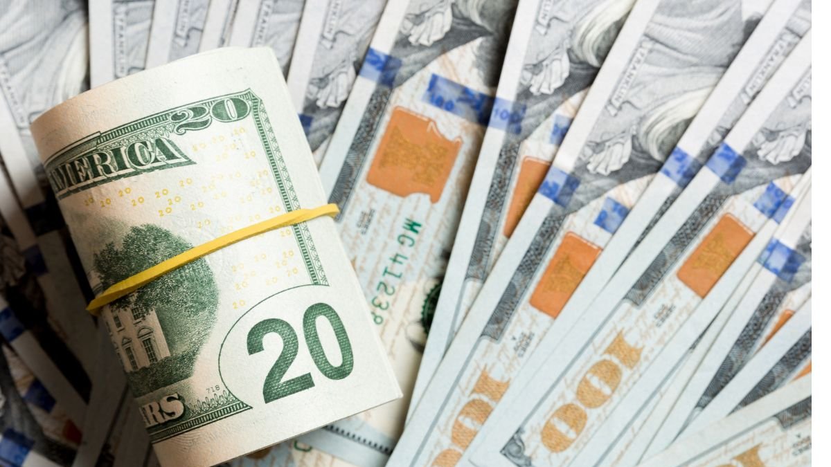 Los billetes de dólar estadounidense cambiarán sus diseños.