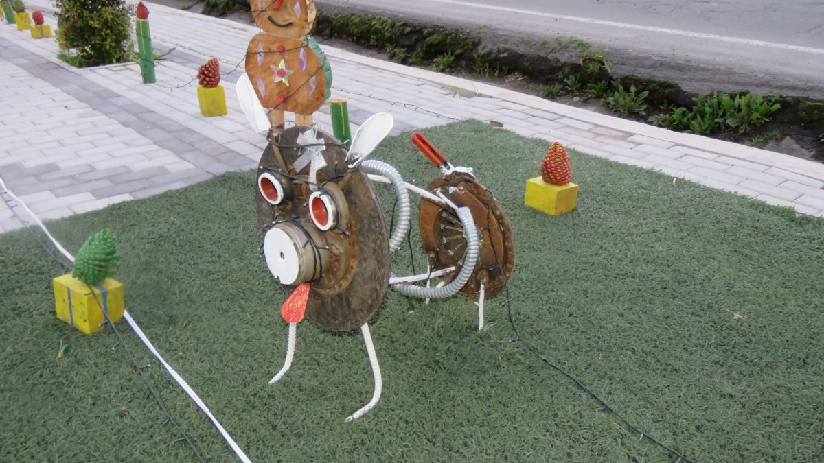 Propuesta. La comunidad combina arte, reciclaje y energía alternativa.