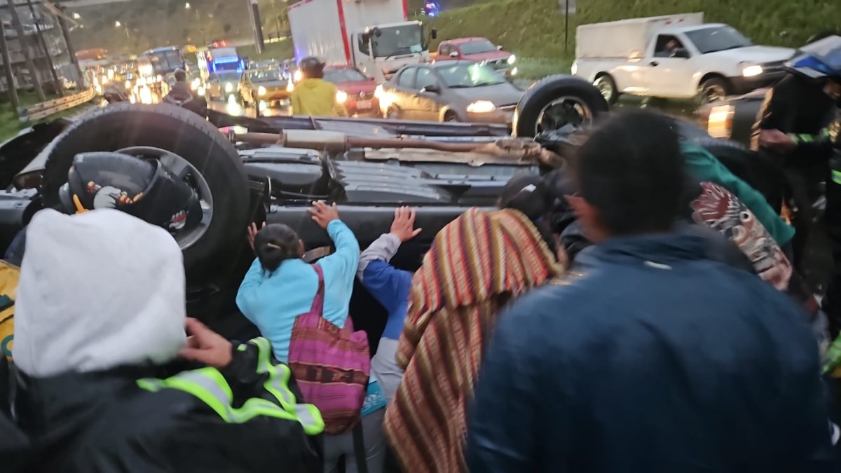 Caso. Estado en el que quedo el automotor en el que viajaba Raul Ilaquiche.