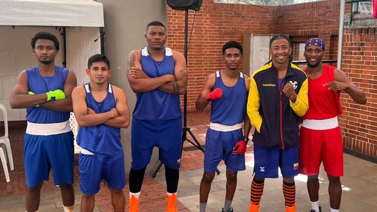 Parte del equipo masculino que asistió al concentrado en Colombia.