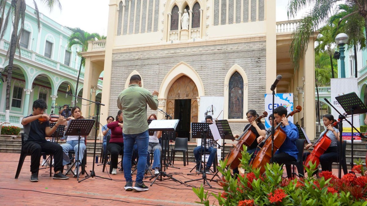 Evento. La orquesta Sinfónica Juvenil llega con un repertorio navideño.