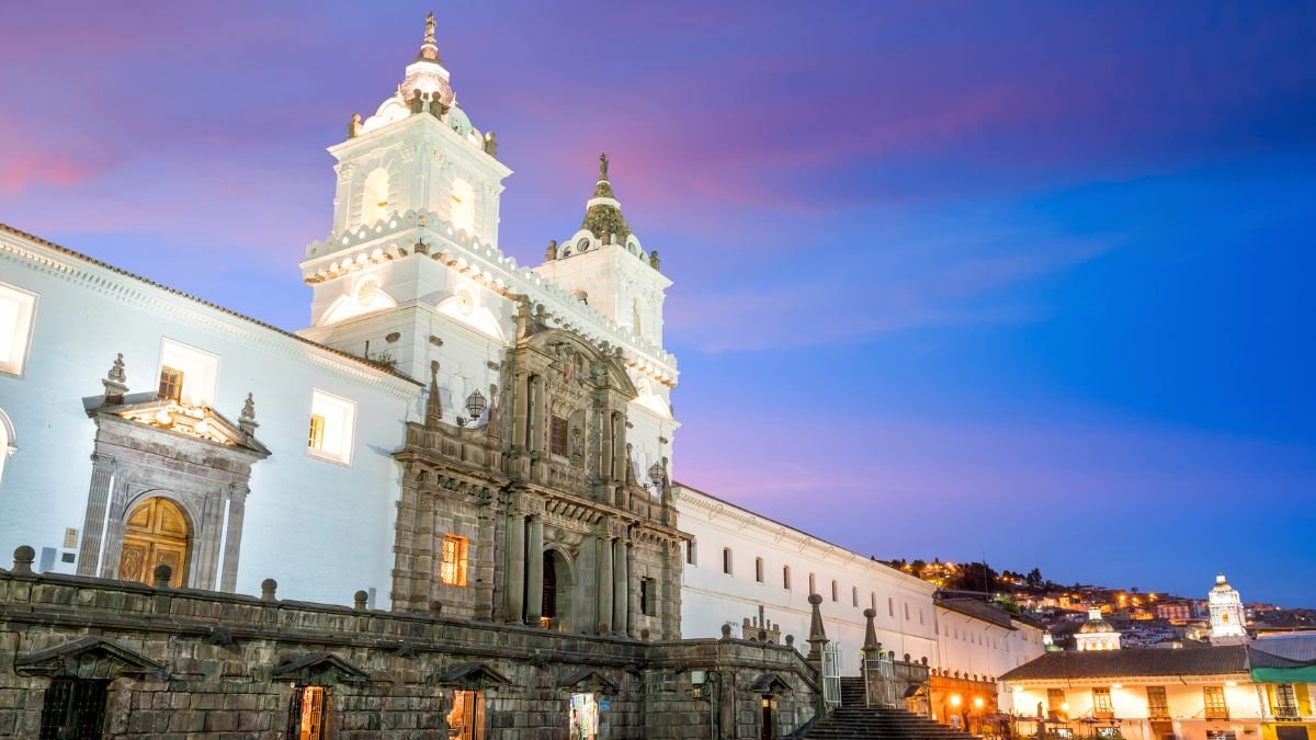 Los apagones en Quito se han reducido a dos horas.