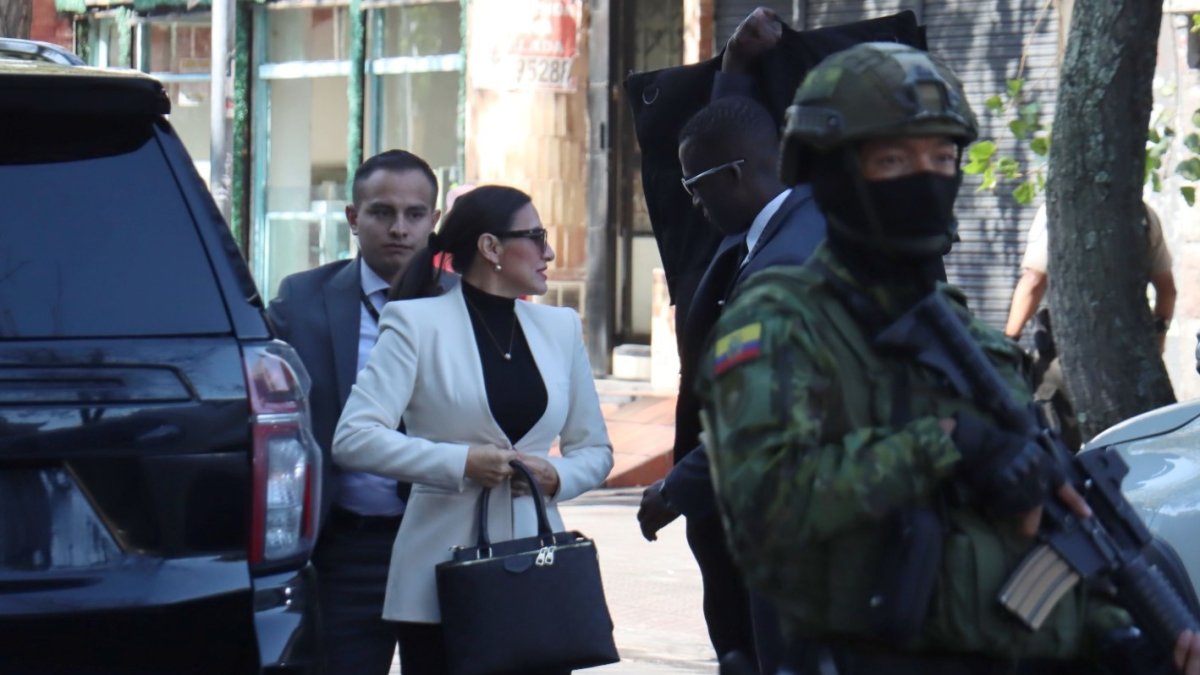 La vicepresidenta Verónica Abad asistió ayer a su audiencia.
