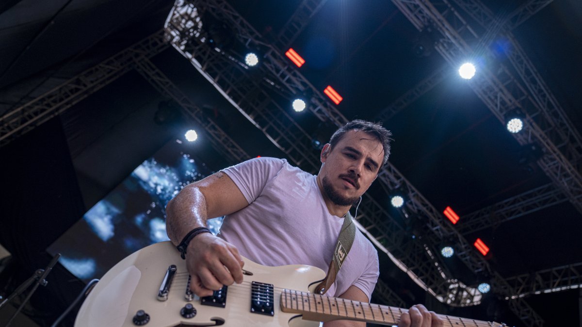 La agrupación cuenta con cuatro álbumes a lo largo de veinticuatro años de carrera musical.