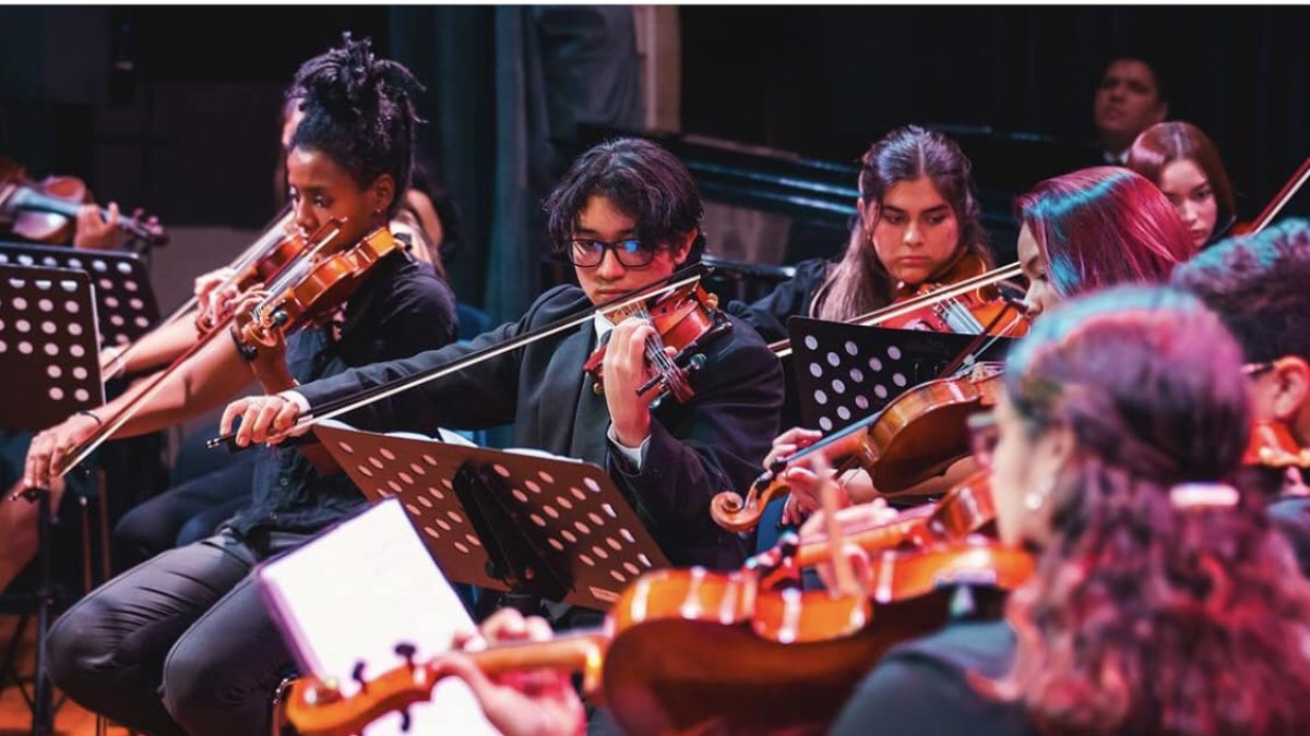 La Fundación ha desarrollado proyectos que han llevado a jóvenes músicos a presentarse en hospitales.