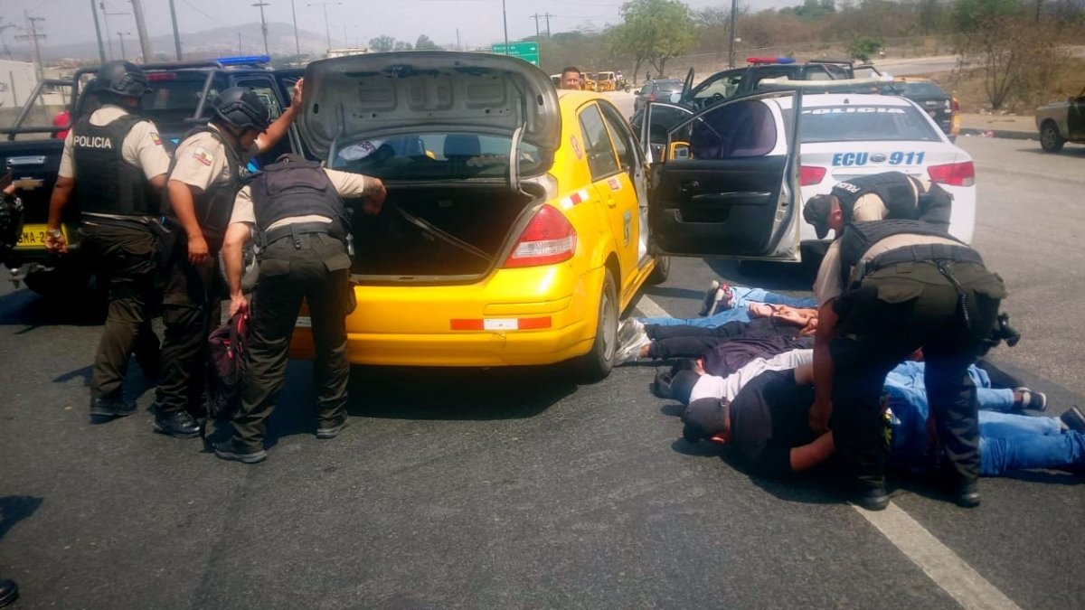 La persecución terminó a la altura del Hospital Universitario.