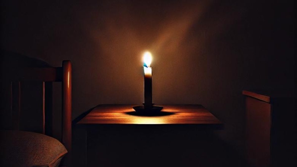 Habitantes de varios sectores del norte de Guayaquil denunciaron de cortes de energía no programados.