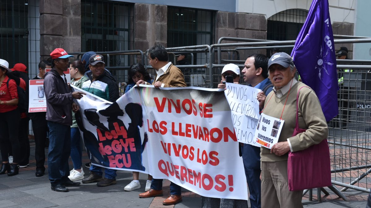 Personas se congregaron en la capital de los ecuatorianos.