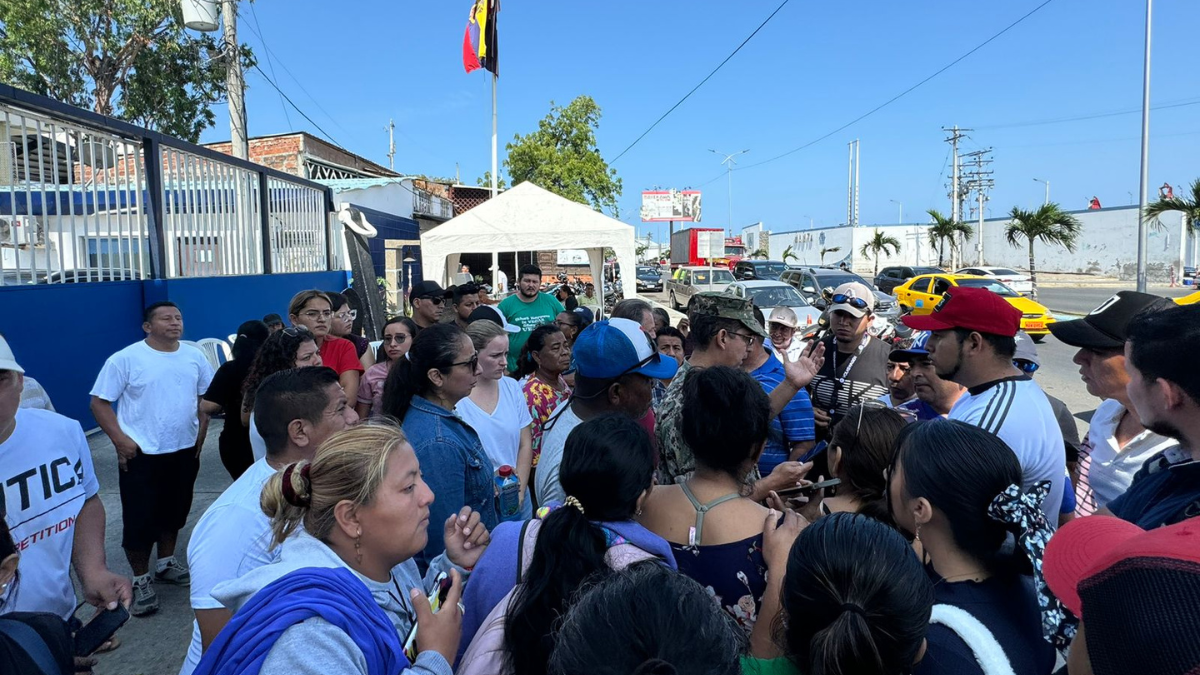 Son 21 los pescadores desaparecidos en Manta.