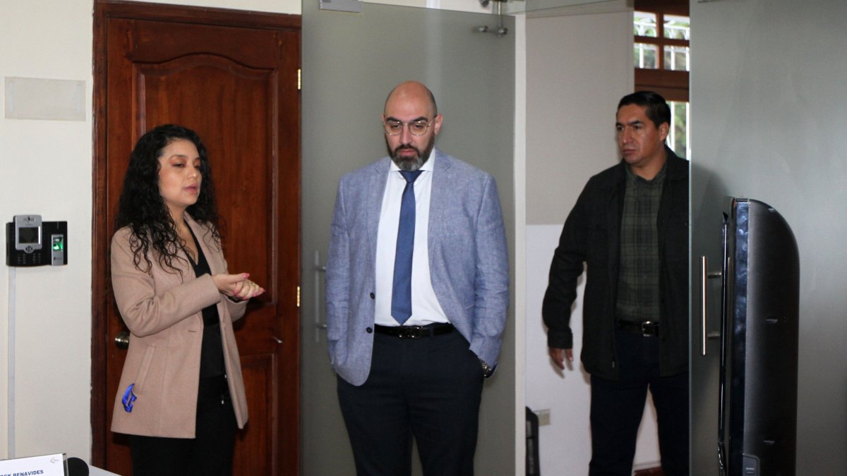 El presidente del Consejo de la Judicatura, Mario Godoy (c).