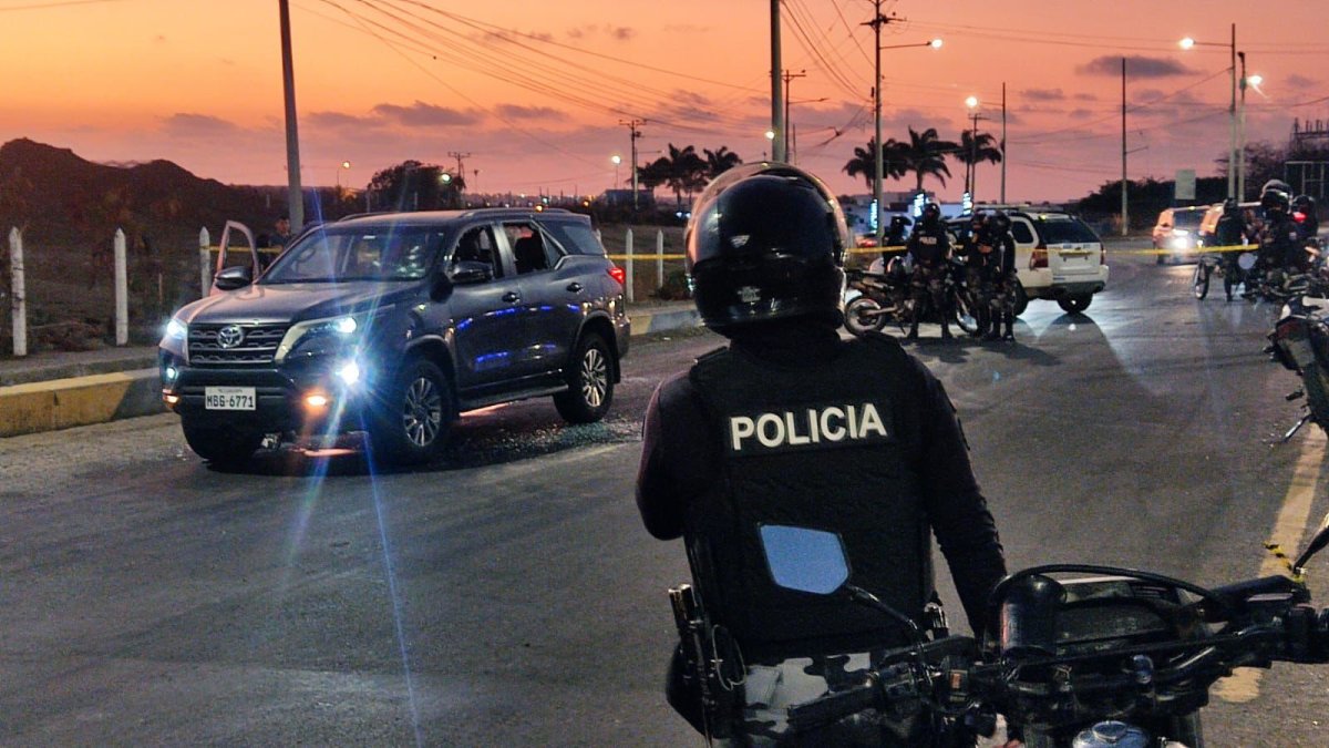 Las víctimas se movilizaban en un vehículo cuando fueron alcanzados por los disparos.