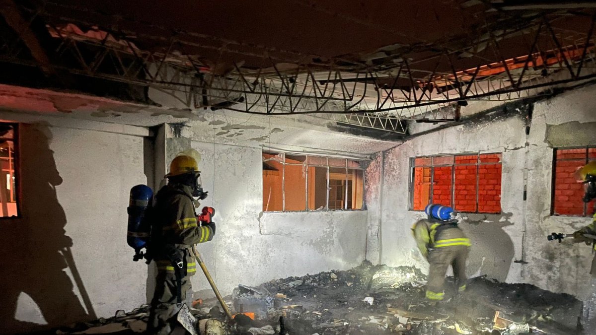 El Centro de Acogida Dorotea Carrión fue afectado por las llamas.