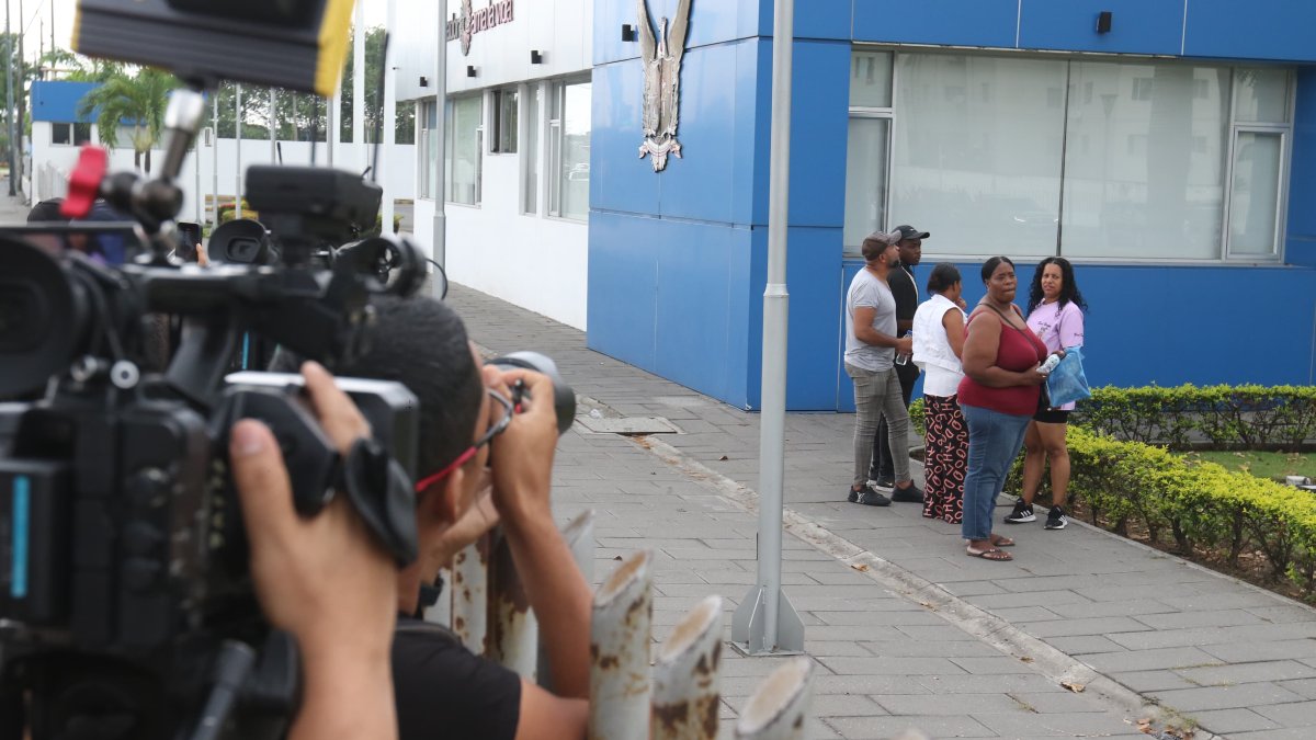 Caso. En la actualidad, la familia de los niños desaparecidos esperan los resultados de las pruebas forenses para determinar si cuatro cadáveres que están en la morgue de Guayaquil son sus allegados.