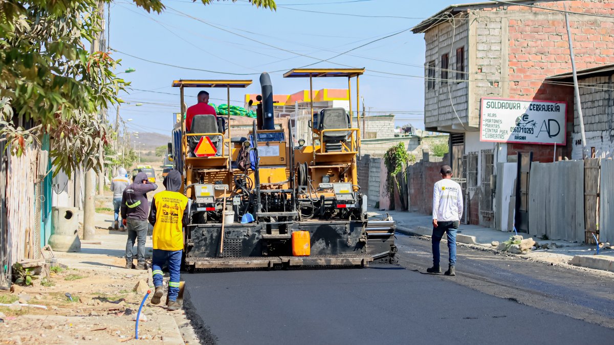 Obra. En el barrio Playas 2 culmina la primera etapa del asfaltado en calle.