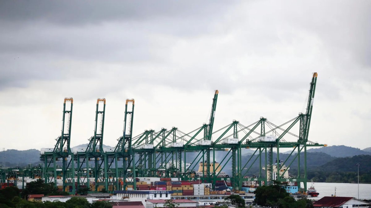 El Canal de Panamá ha entrado en la polémica de las declaraciones de Trump.