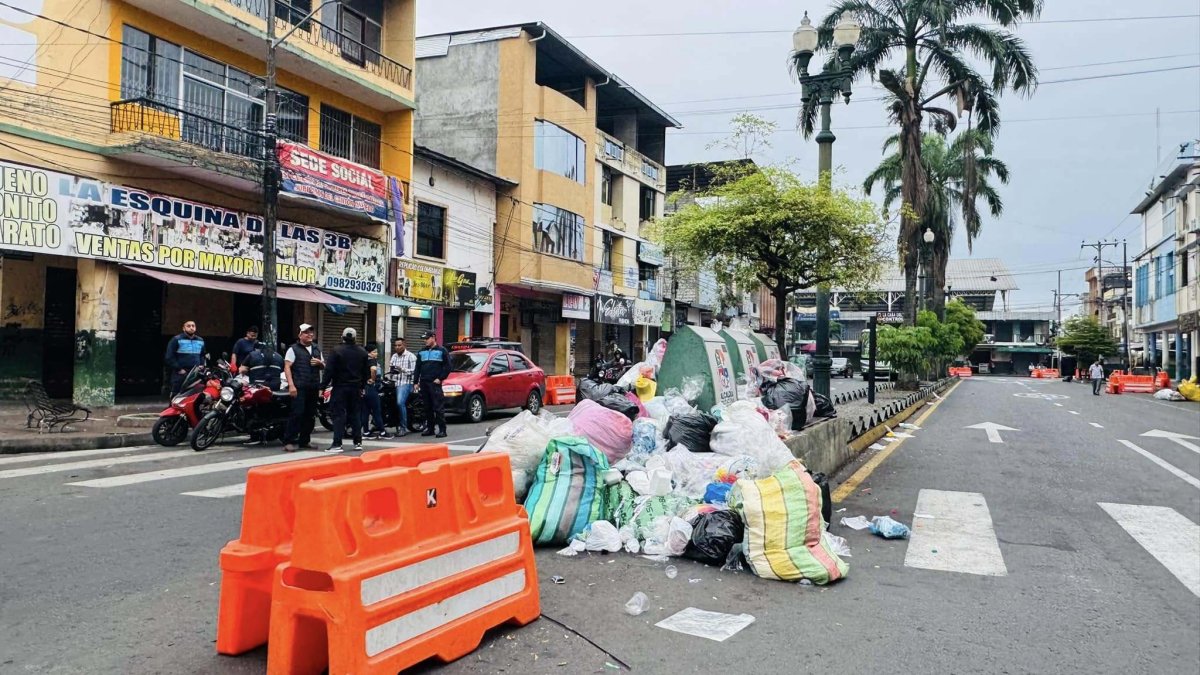 Acumulación de desechos en el centro.