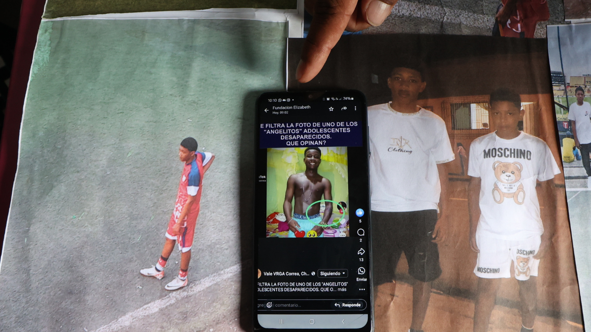 Esta es una de las imágenes que muestran a jóvenes tatuados, asegurando que son los desaparecidos.