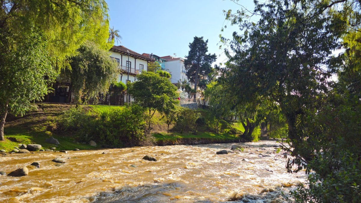 Registro. En meses anteriores, el río Tomebamba mostró un bajo caudal por la ausencia de lluvias en el Austro ecuatoriano.