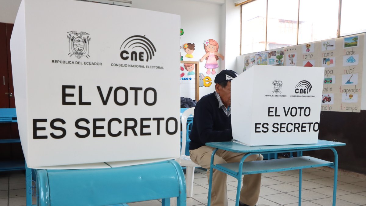 Las próximas elecciones presidenciales serán el 9 de febrero de 2025.