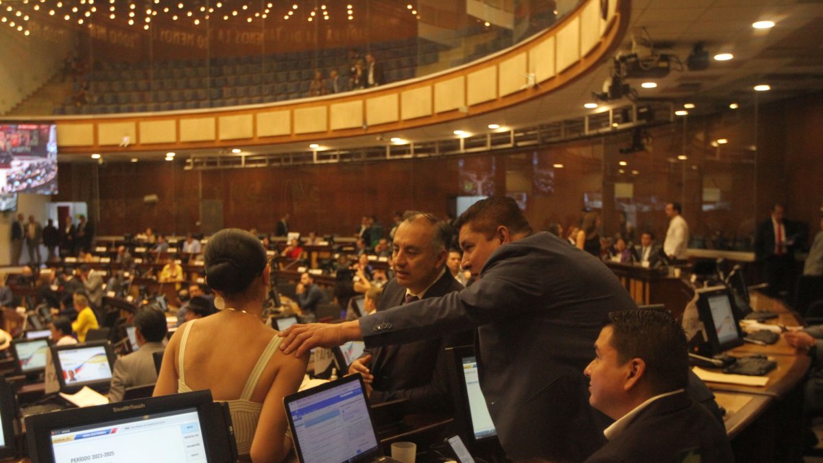 La Asamblea Nacional tiene 15 comisiones especializadas. En total, el Pleno estará conformado por 151 legisladores.