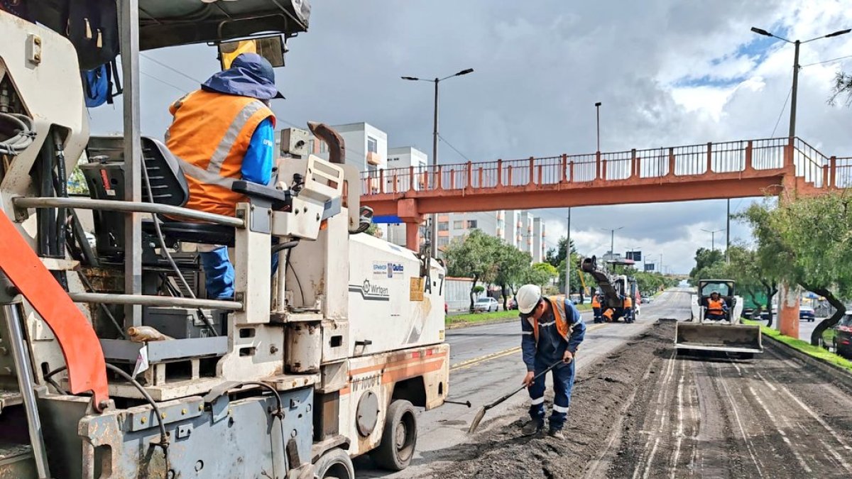 Por la avenida av. Galo Plaza circulan alrededor de 123.000 vehículos diarios.