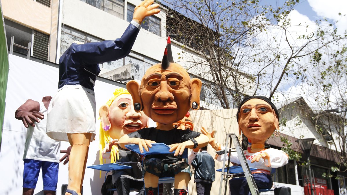 El concurso de años viejos regresa a la Av. Amazonas este martes 31 de diciembre