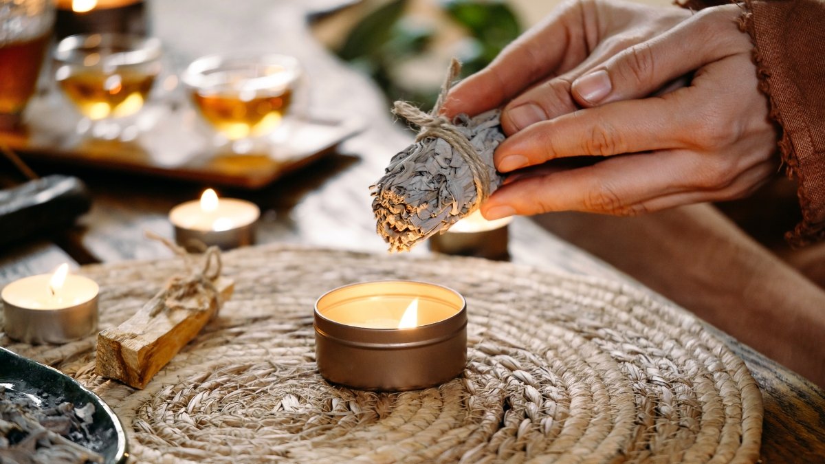 Conoce las cábalas de fin de año para atraer abundancia, amor y éxito este 2025.