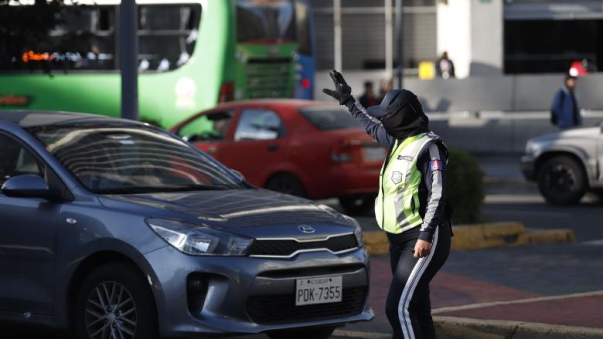Referencial. La entidad también ha reagendado los turnos programados del 1 al 3 de enero para obtener la licencia de conducir.