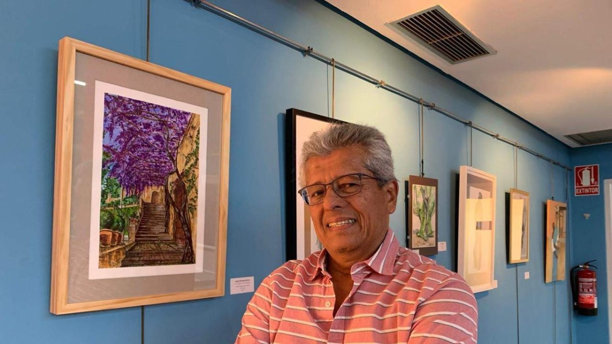 Joaquín Bohórquez es un arquitecto guayaquileño. Incursiona en las artes desde 2017.