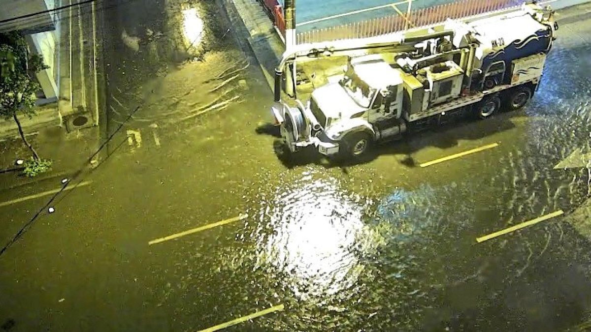 Hecho. Limpieza de alcantarillado y sumideros se dieron por la lluvia.