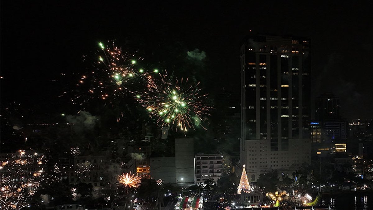 Guayaquil. El Municipio alista espectáculo de pirotecnia.