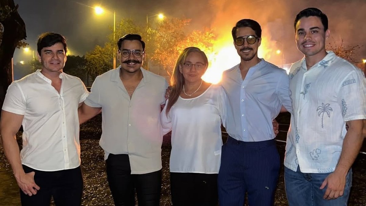 Isaac Delgado y su familia.