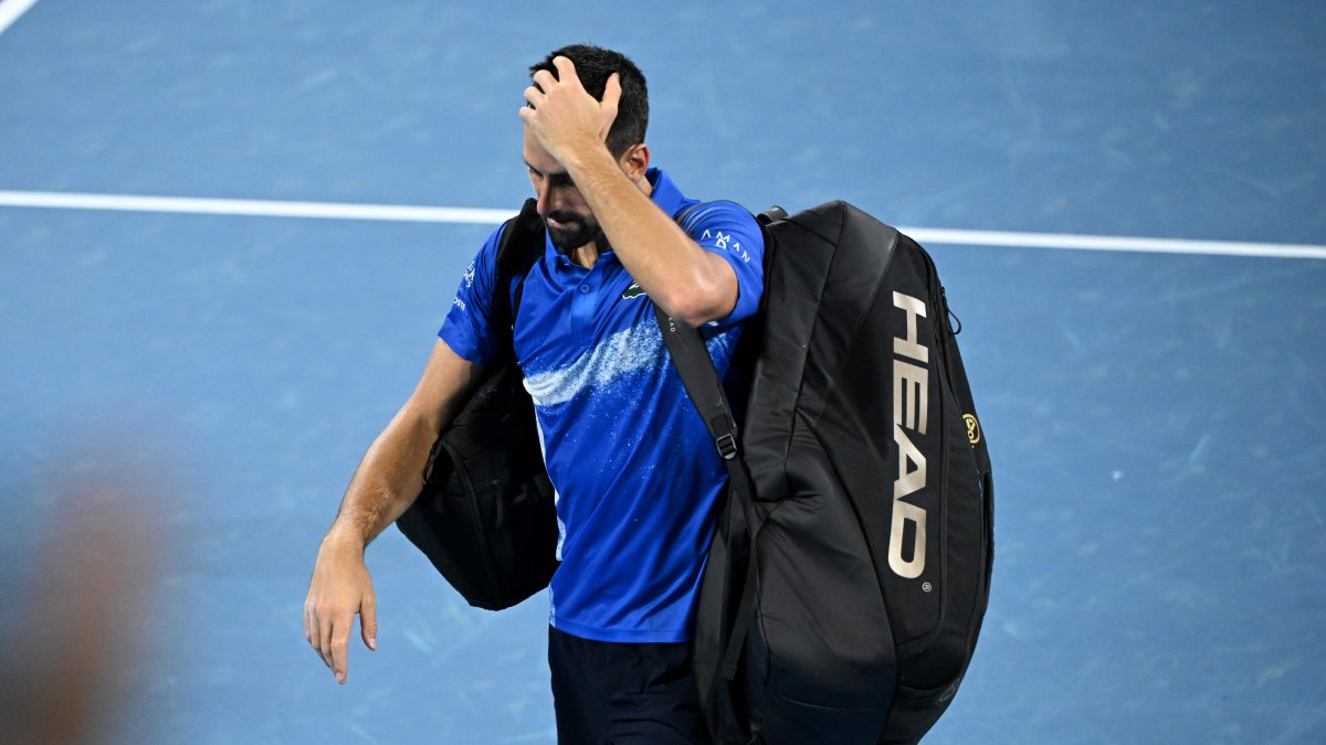 El serbio no pudo con Opelka, quien se impuso por 7-6(6) y 6-3 .