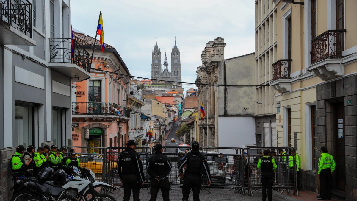 Los alrededores del Palacio de Carondelet en el Centro Histórico.