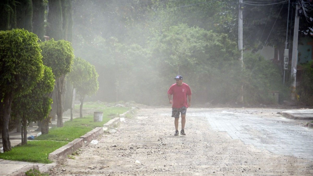El 30% de las vías del sector rural de Tumbaco están en mal estado.