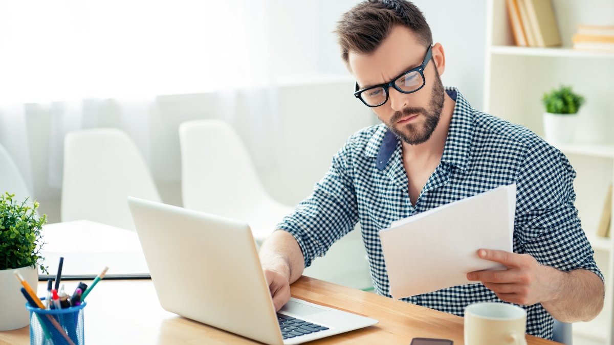 Descubre cómo mejorar tu memoria y mantener tu cerebro en forma según los expertos.