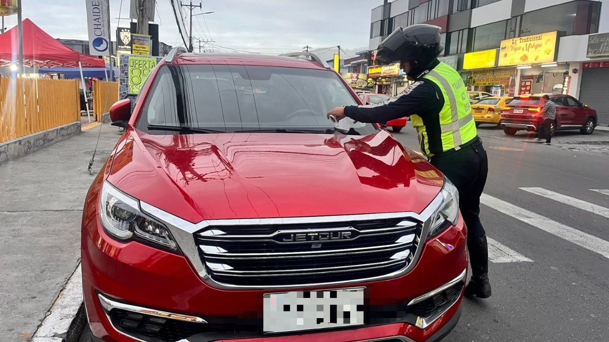 Quito intensifica esfuerzos para mejorar el tráfico y la movilidad.