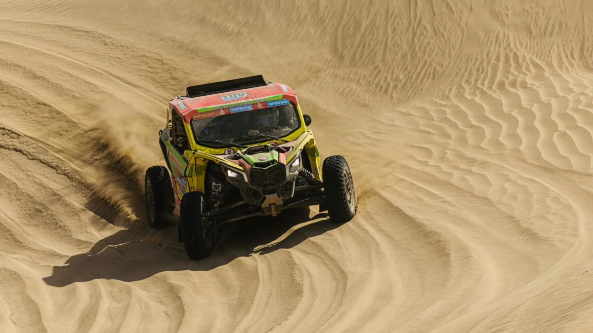 El piloto quiteño de autos Sebastián Guayasamín cumplió satisfactoriamente con las 48 horas.