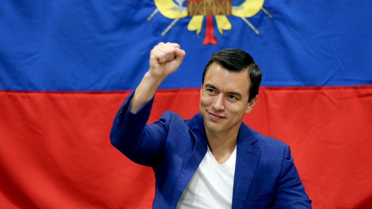 El presidente Daniel Noboa, se ha otorgado a sí mismo, vía decreto ejecutivo, una licencia no remunerada de cuatro días.