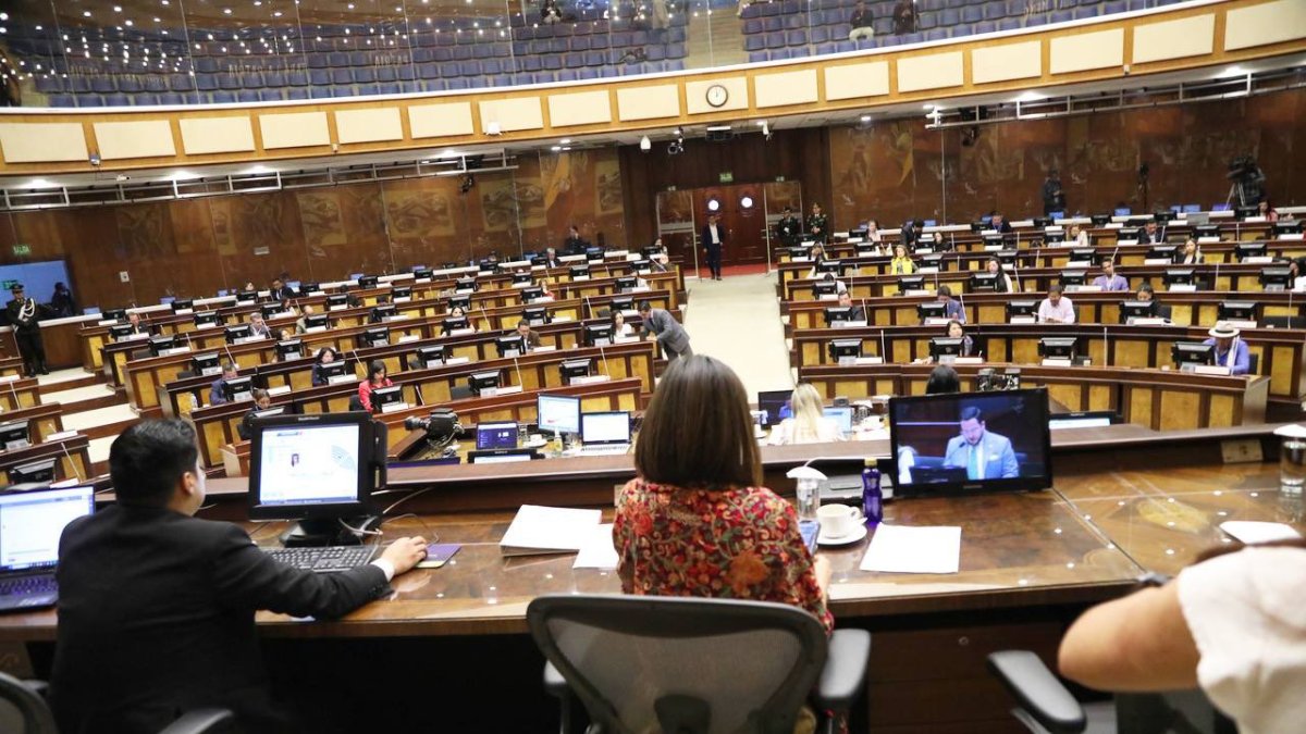 La Asamblea Nacional hizo público un comunicado reaccionando a la cadena nacional del ministro de Defensa.