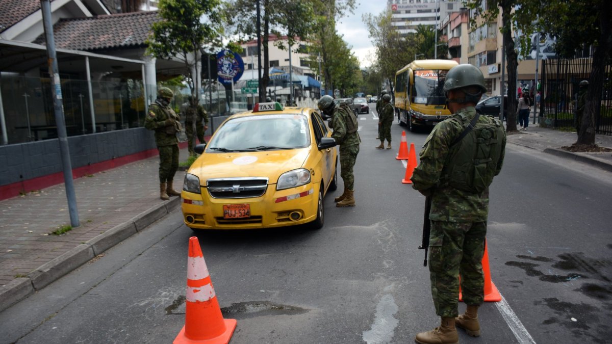 Trabajo. Expertos sugieren que los operativos entre FF.AA. y policías sean conjuntos, no por separado.