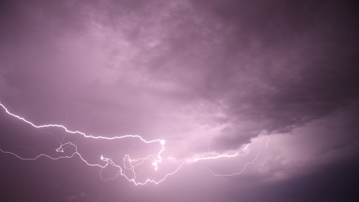 Muchas lluvias vienen acompañado con tormentas eléctricas.