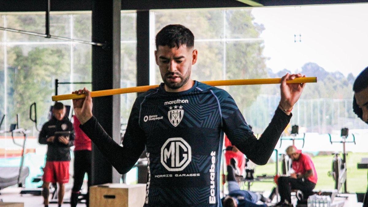 Cristian Zabala durante los chequeos médicos de los rayados.