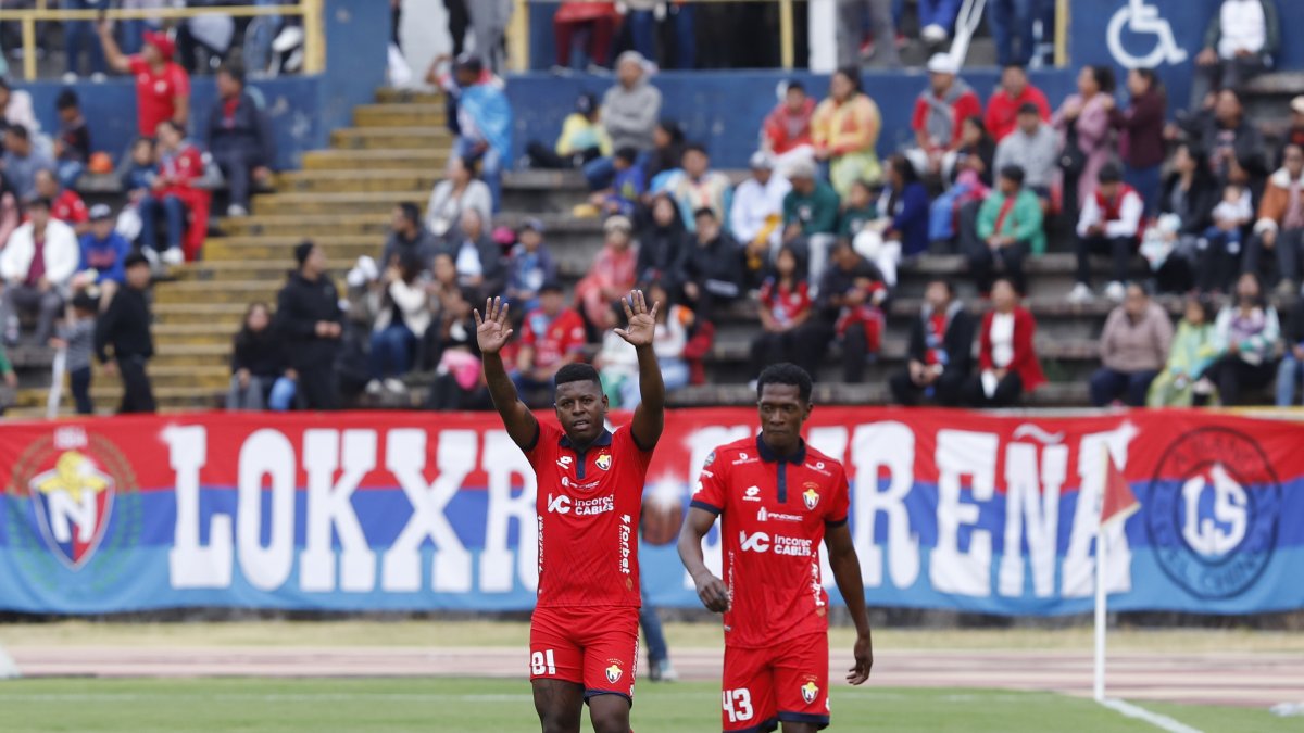 El Loco Cortez llegó a El Nacional para el segundo semestre de 2024, tras no ser considerado por Barcelona. Fue figura del Rojo para ganar la Copa Ecuador.